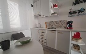 M&P - Tres Marias Apartments